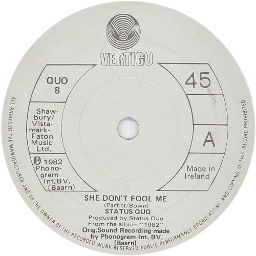 SHE DON'T FOOL ME Label - Solid centre Side A