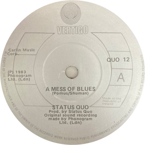 A MESS OF BLUES Label - Solid centre Side A